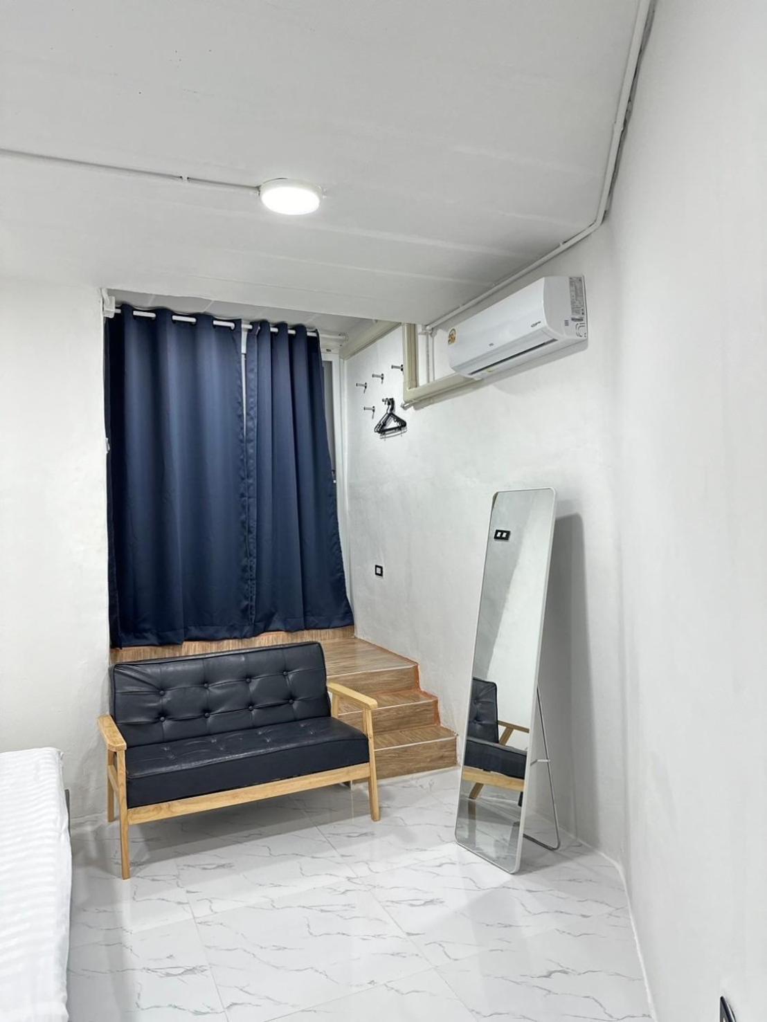 Megun 10 L Apartment Bangkok Exterior photo